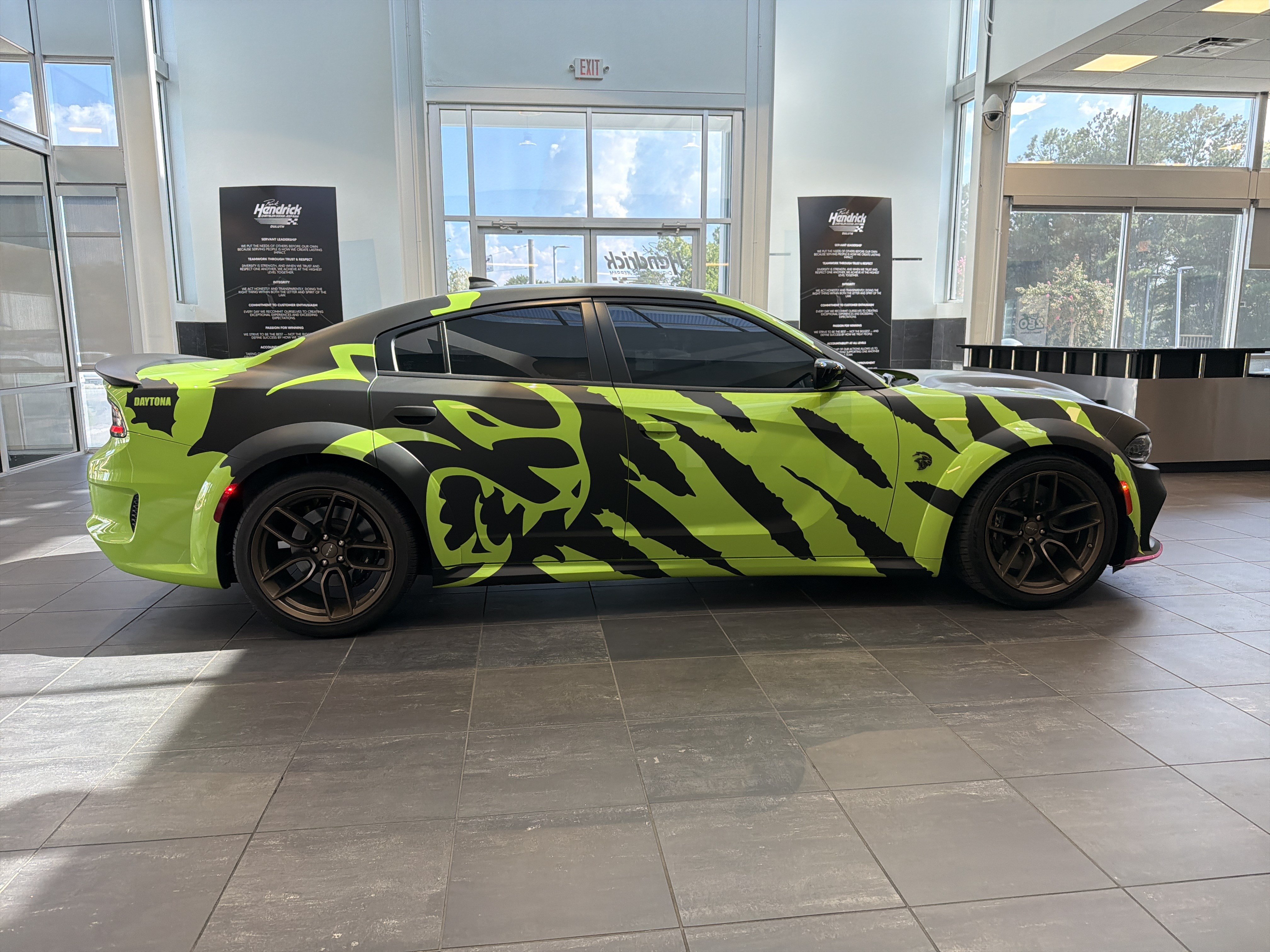 Used 2023 Dodge Charger SRT Hellcat w/ Harman/Kardon Audio Group RWD image 12