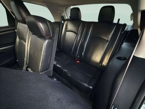 Used 2019 Dodge Journey GT image 28