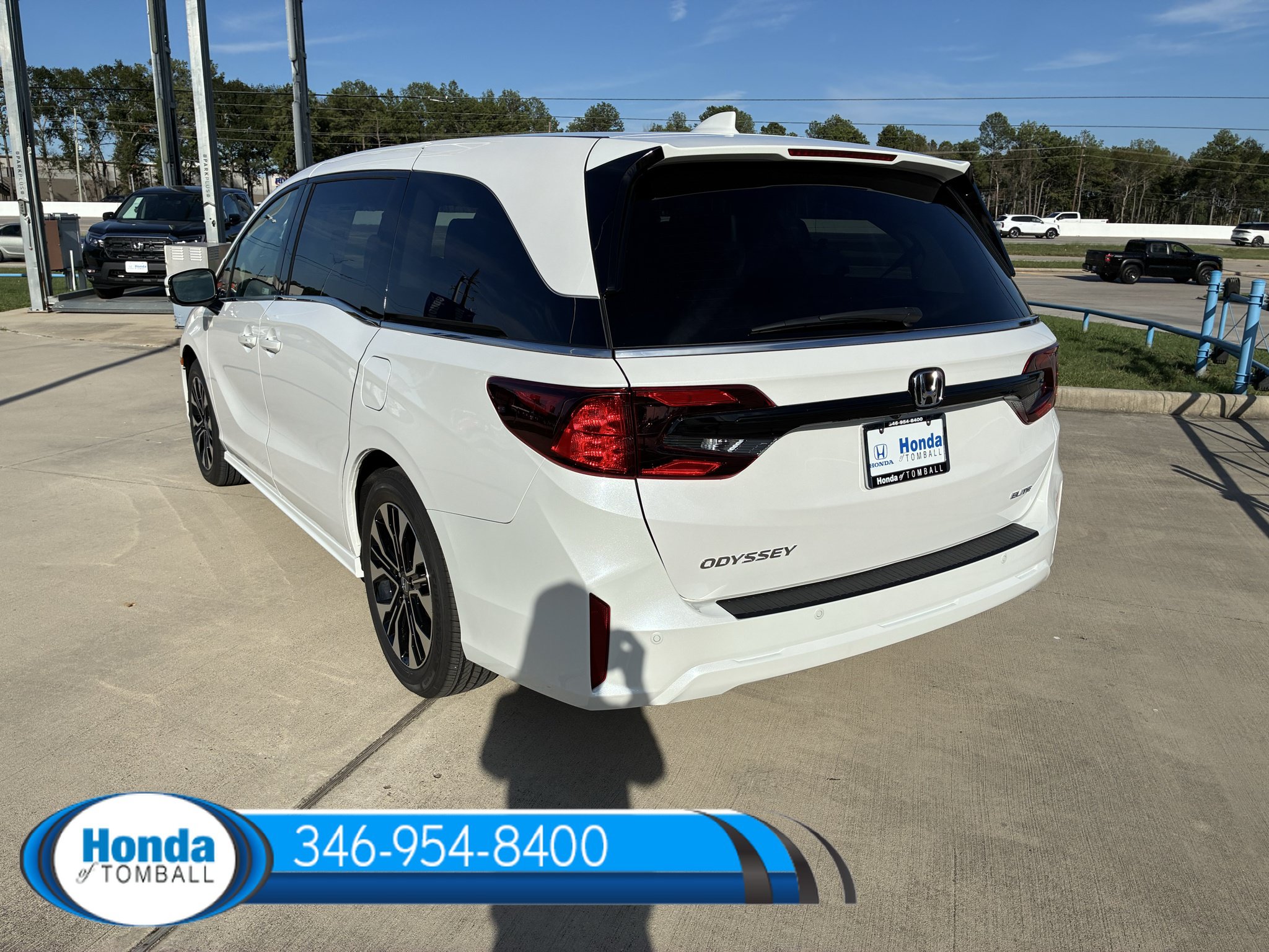 New 2027 Honda Odyssey Elite image 4