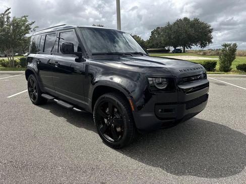 New 2026 Land Rover Defender 110 S AWD/4WD image 9
