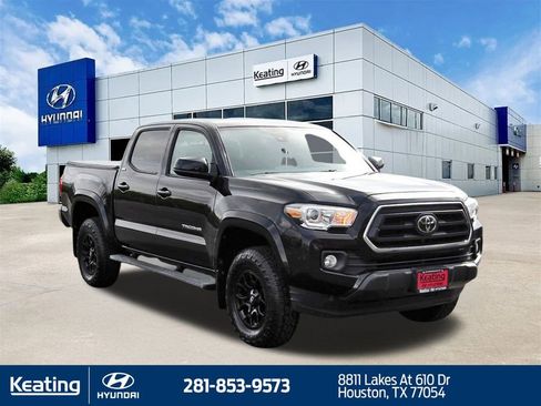 Used 2021 Toyota Tacoma SR5 image 3