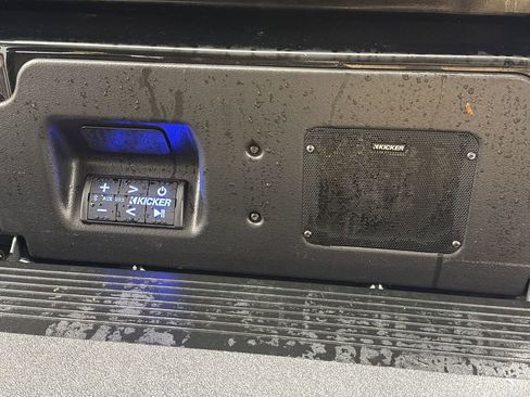 Used 2021 GMC Sierra 1500 AT4 w/ AT4 Preferred Package image 17