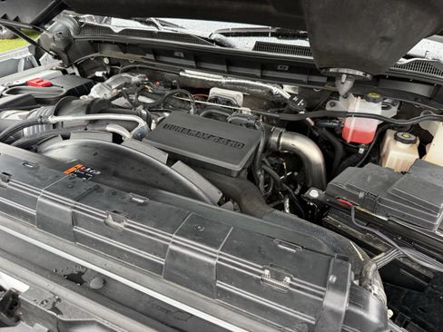 Used 2025 GMC Sierra 2500 AT4 w/ AT4 Premium Plus Package AWD/4WD image 33