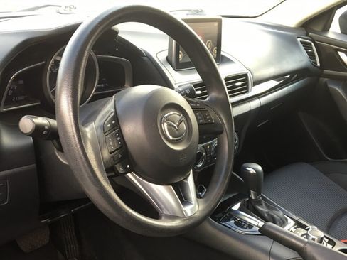 Used 2016 MAZDA MAZDA3 i Sport w/ Preferred Equipment Package FWD image 9