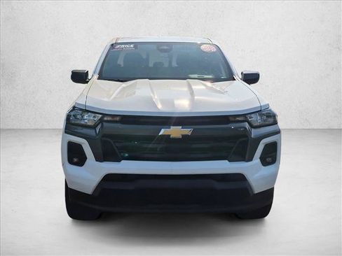 Used 2024 Chevrolet Colorado LT w/ LT Convenience Package RWD image 2