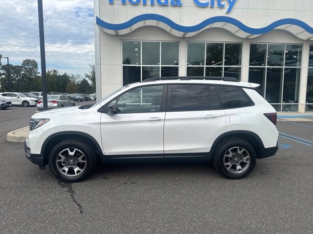 Used 2023 Honda Passport TrailSport image 5
