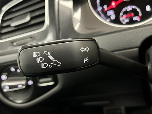 Used 2016 Volkswagen GTI Autobahn w/ Lighting Package (SEL) image 16