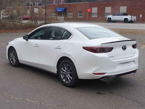 Certified 2025 MAZDA MAZDA3 s w/ Black Accent Package image 6