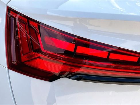 Used 2024 Audi SQ5 Prestige w/ Prestige Package AWD/4WD image 28