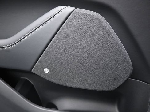 Used 2025 Ford Mustang Mach-E Premium image 19