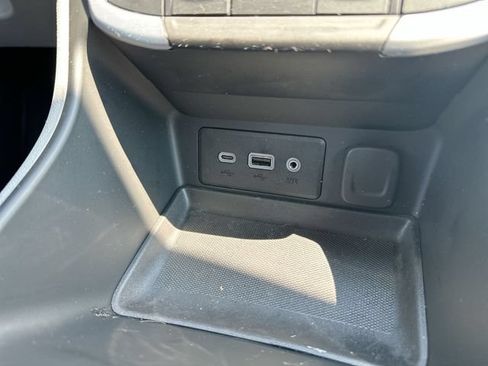 Used 2023 GMC Terrain SLE w/ Driver Convenience Package AWD/4WD image 40