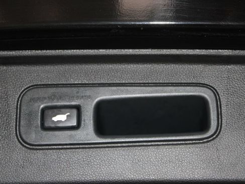 Used 2024 Honda Pilot Touring image 32