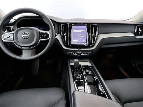 Used 2025 Volvo XC60 B5 Plus w/ Climate Package AWD/4WD image 18