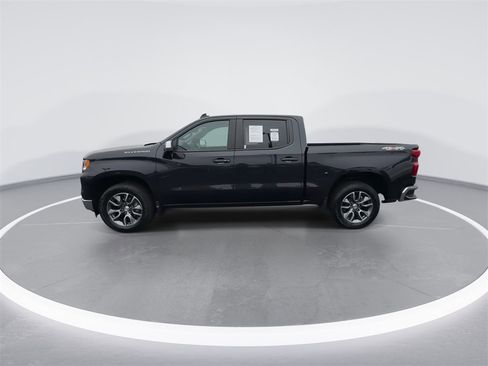Used 2024 Chevrolet Silverado 1500 LT image 5