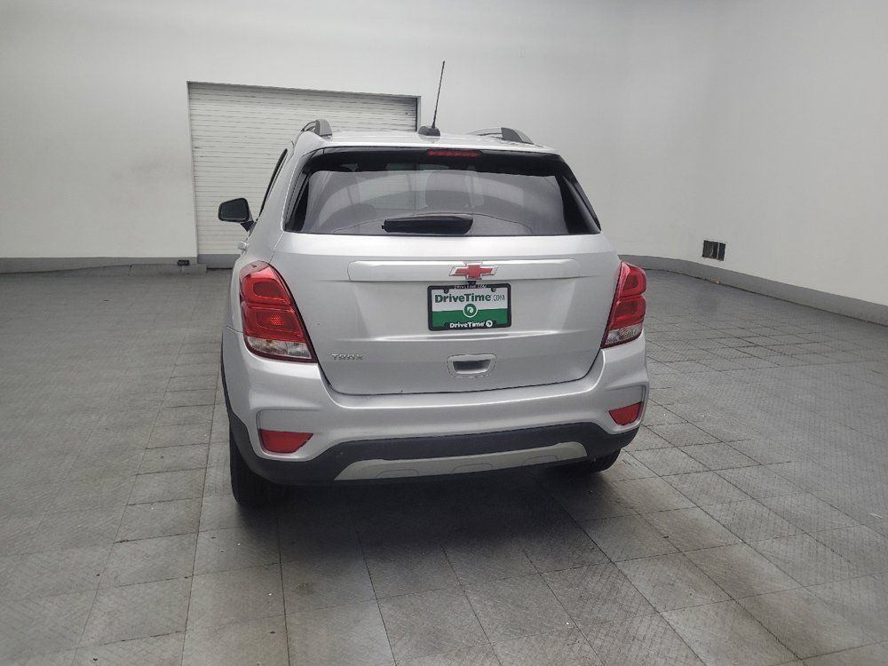 Used 2022 Chevrolet Trax LT w/ LT Convenience Package FWD image 6