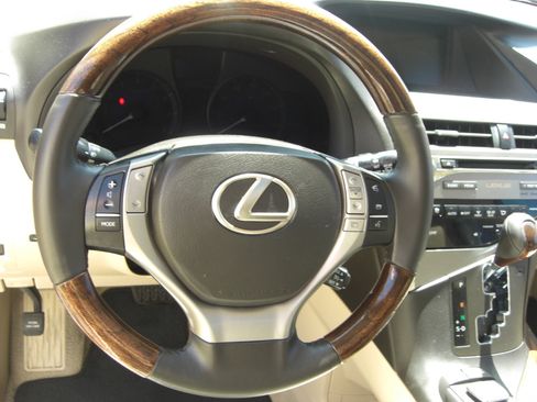 Used 2013 Lexus RX 350 2WD image 9