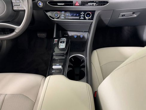 Used 2023 Hyundai Sonata SEL w/ Cargo Package image 17