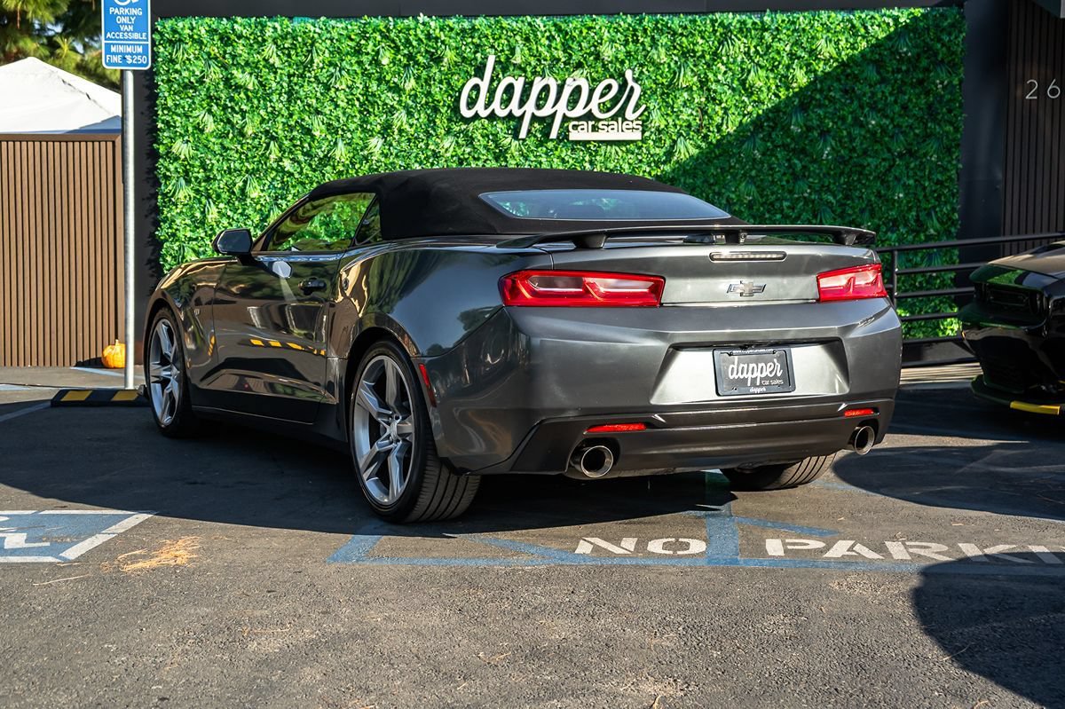 Used 2018 Chevrolet Camaro SS RWD image 11