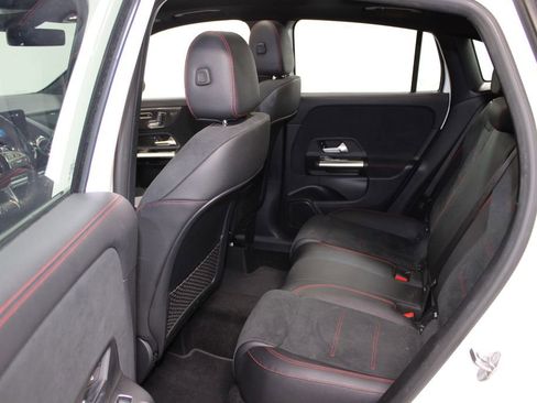 Used 2022 Mercedes-Benz GLA 35 AMG 4MATIC image 18