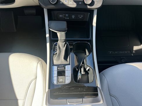 New 2026 Hyundai Tucson SE image 21
