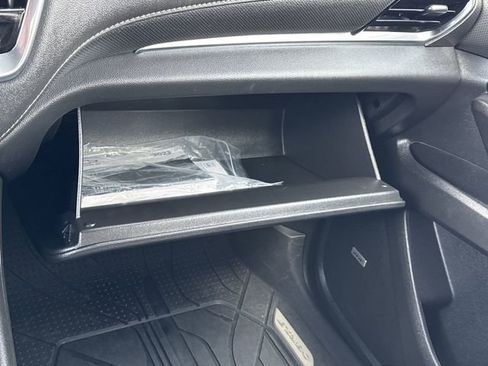 Used 2023 Chevrolet Traverse Premier image 27