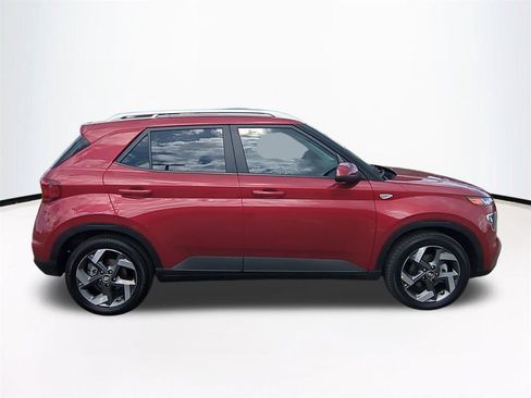 New 2025 Hyundai Venue SEL image 4