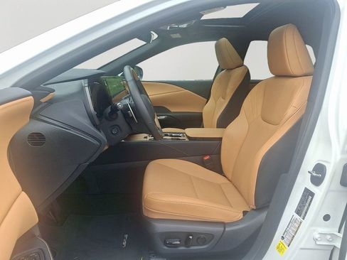 Used 2025 Lexus RX 350 Premium image 13