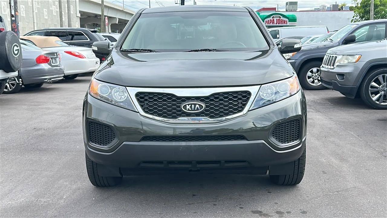 Used 2012 Kia Sorento FWD image 4