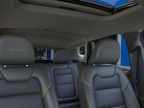 New 2026 Chevrolet Trax ACTIV w/ Sunroof Package FWD image 48