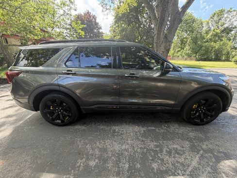 Used 2020 Ford Explorer ST w/ ST Street Pack AWD/4WD image 8