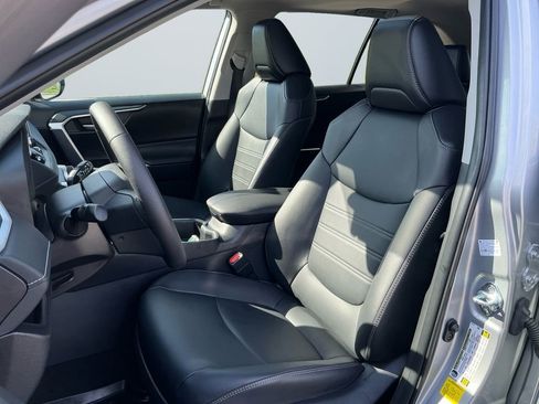 Certified 2025 Toyota RAV4 XLE Premium image 11