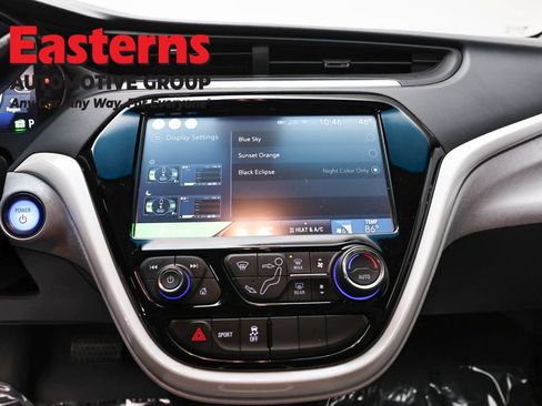 Used 2018 Chevrolet Bolt LT image 12