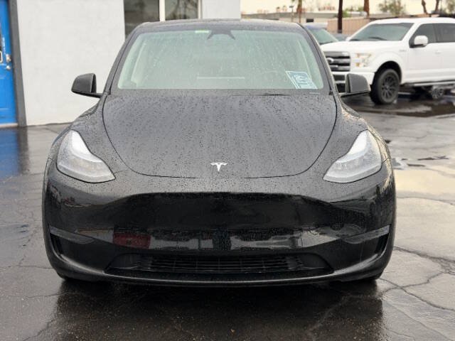 Used 2025 Tesla Model Y Long Range RWD image 8