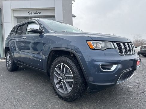 Used 2020 Jeep Grand Cherokee Limited image 3