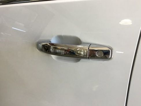 New 2026 GMC Sierra 2500 Denali w/ Denali Reserve Package AWD/4WD image 15