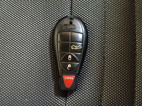 Used 2013 Dodge Challenger SXT w/ Sound Group image 32