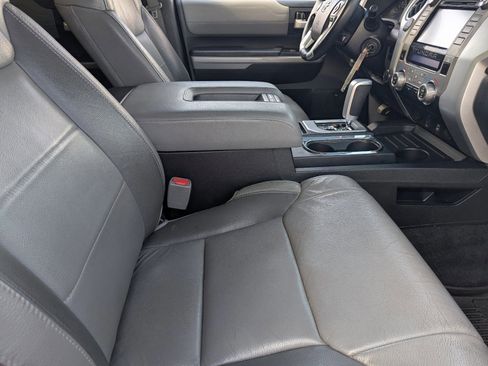 Used 2018 Toyota Tundra Limited w/ Limited Premium Package image 12