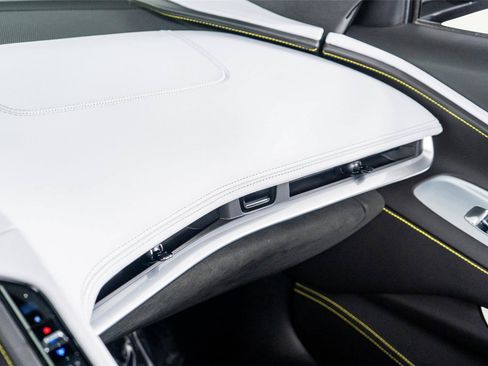 Used 2022 Chevrolet Corvette Stingray Premium Conv RWD image 38