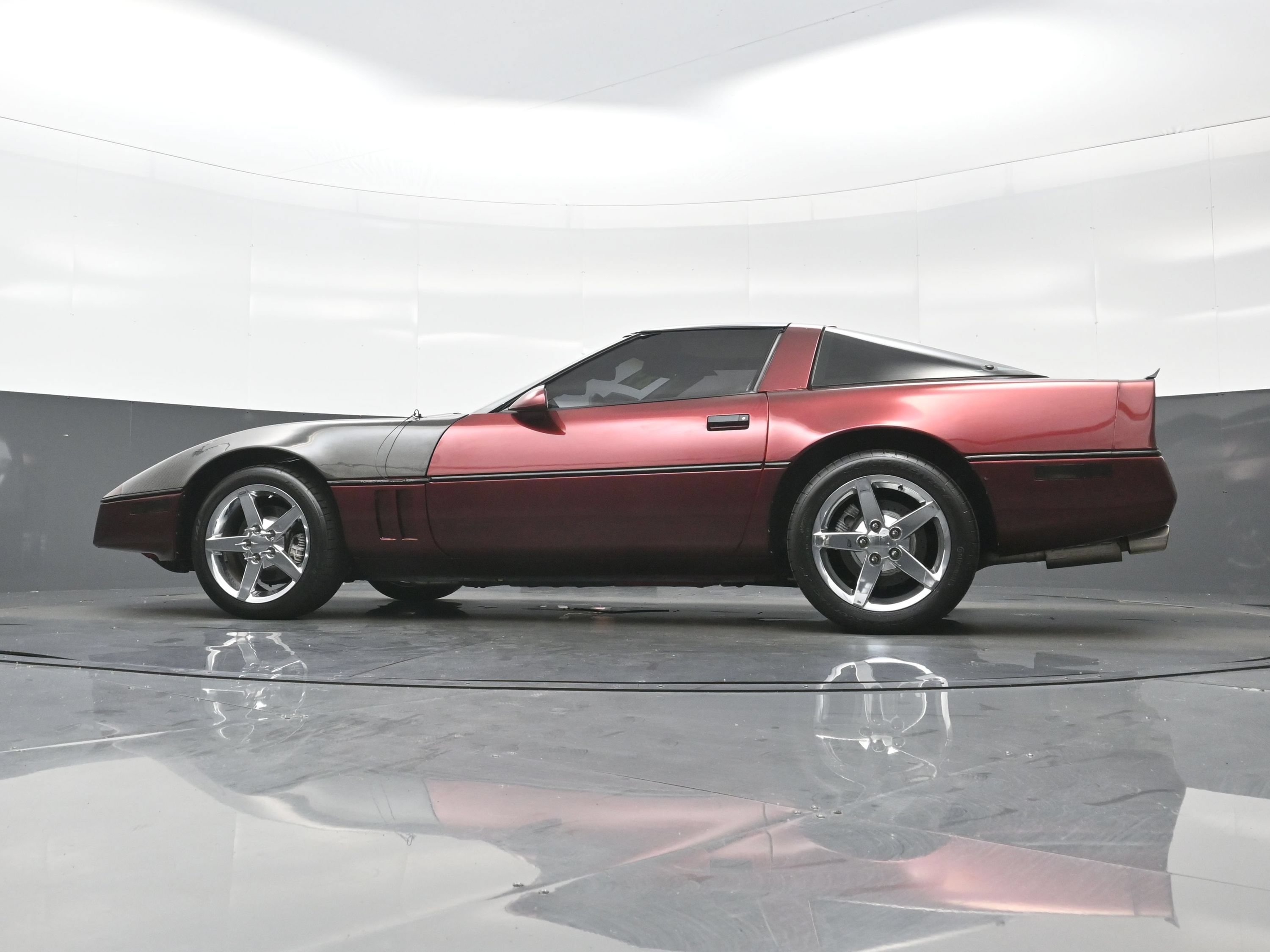 Used 1989 Chevrolet Corvette Coupe RWD image 24