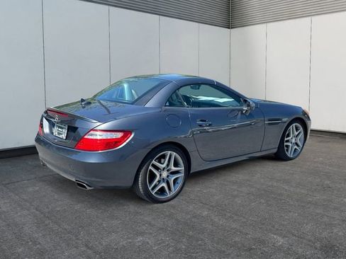Used 2015 Mercedes-Benz SLK 250 image 5