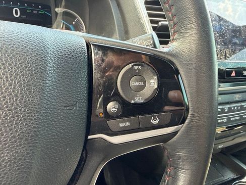 Used 2021 Honda Pilot Black Edition image 17
