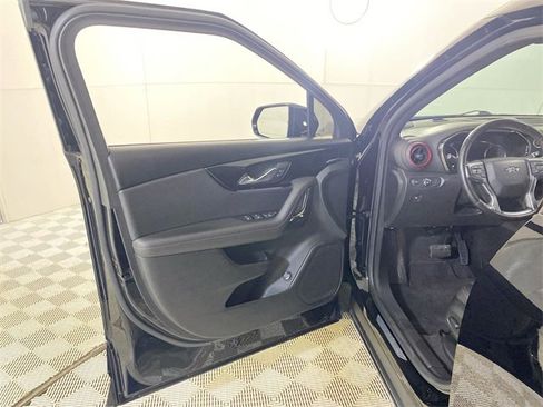Used 2022 Chevrolet Blazer RS image 27
