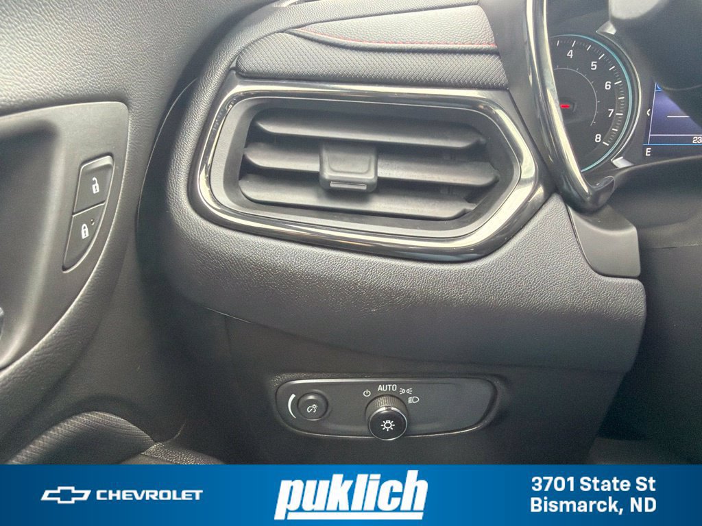 Used 2023 Chevrolet Equinox RS w/ LPO, Floor Liner Package FWD image 12
