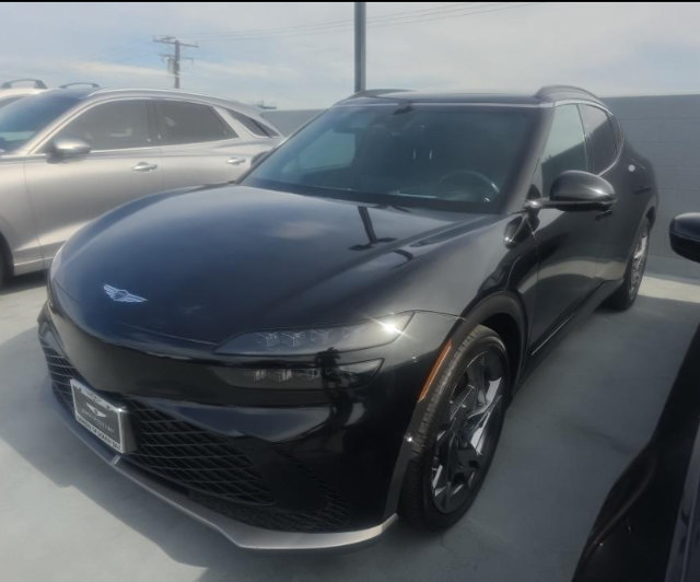 Used 2023 Genesis GV60 Performance AWD/4WD image 2