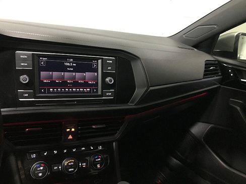 Used 2019 Volkswagen Jetta GLI FWD image 26