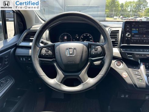 Certified 2025 Honda Odyssey EX-L image 14