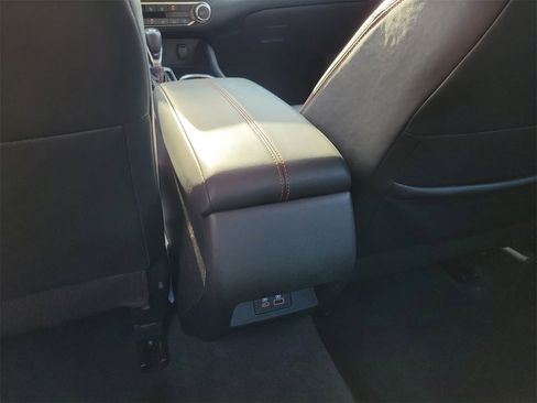 Used 2025 Nissan Altima 2.5 SR image 11