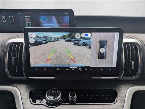 New 2025 Ford Expedition Max Platinum w/ Driver's Package image 14