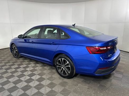 Used 2023 Volkswagen Jetta Sport image 5