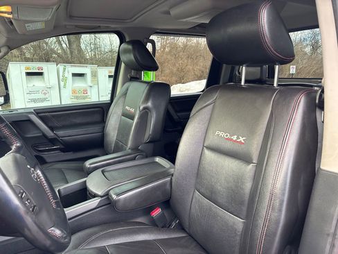 Used 2010 Nissan Titan PRO-4X w/ Pro-4x Leather Pkg image 20